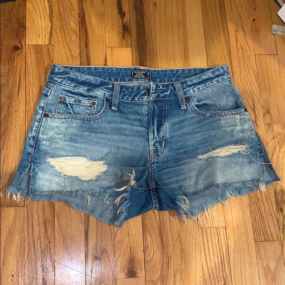 Abercrombie & Fitch Ames Low Rose Boyfriend short